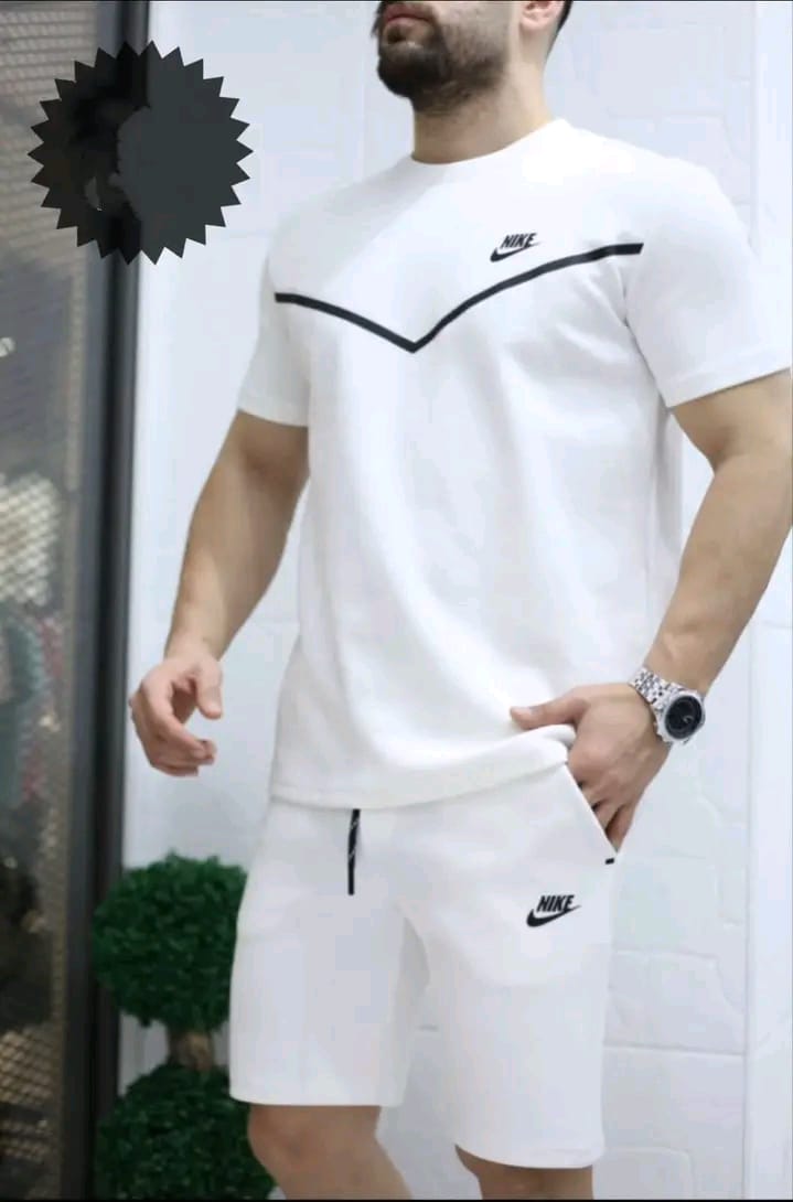 Nike Short NEW